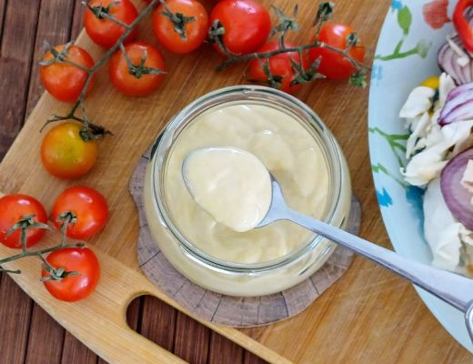 רוטב מיונז לסלט חסה