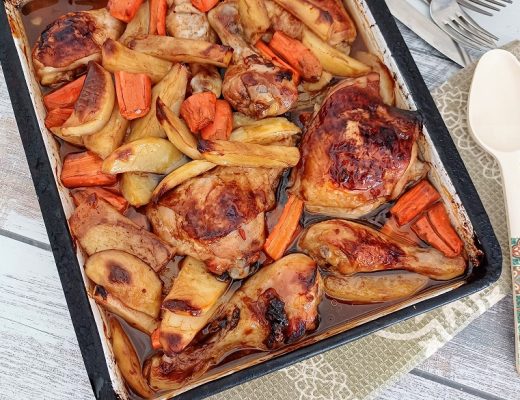 עוף בתנור עם תפוחי אדמה