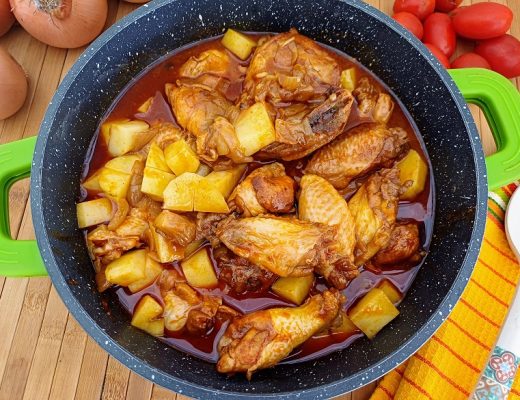 עוף עם תפוחי אדמה