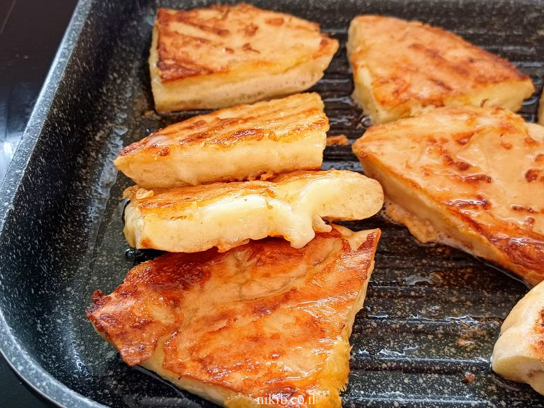 טוסט גבינה צהובה במחבת טוסט גבינה צהובה במחבת