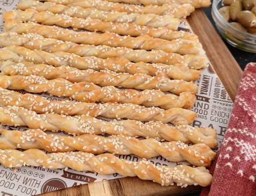 מקלות בצק עלים