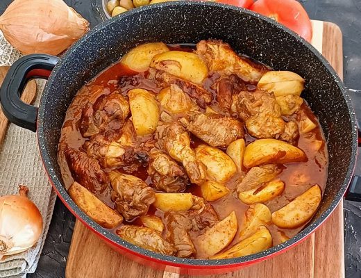 מתכון לצלי עוף עם תפוחי אדמה בסיר