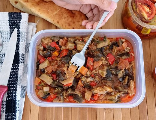 סלט חצילים ברוטב צ'ילי מתוק