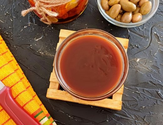 רוטב חמוץ מתוק לאגרול