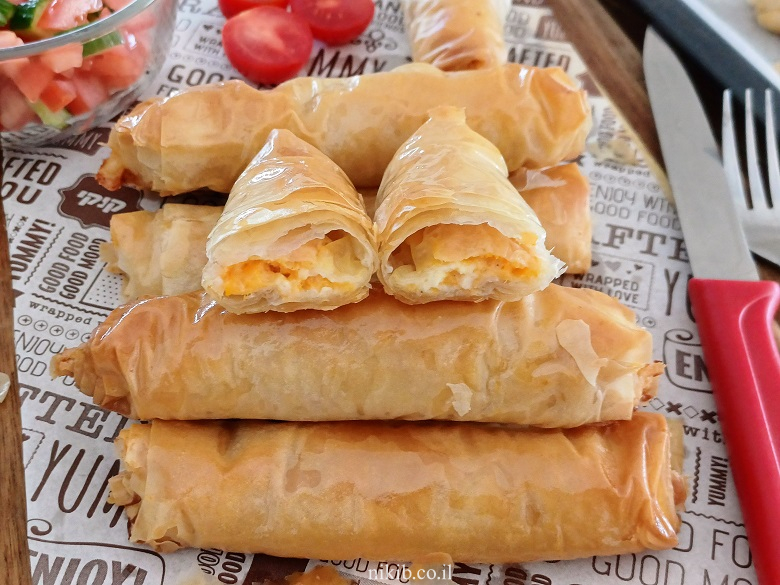 אצבעות פילו במילוי בטטה וגבינות אצבעות פילו במילוי בטטה וגבינות