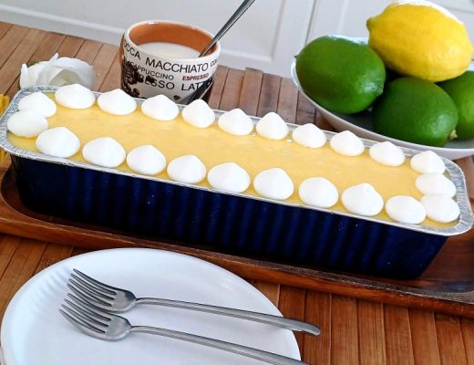 עוגת גבינה משגעת עם קרם לימון