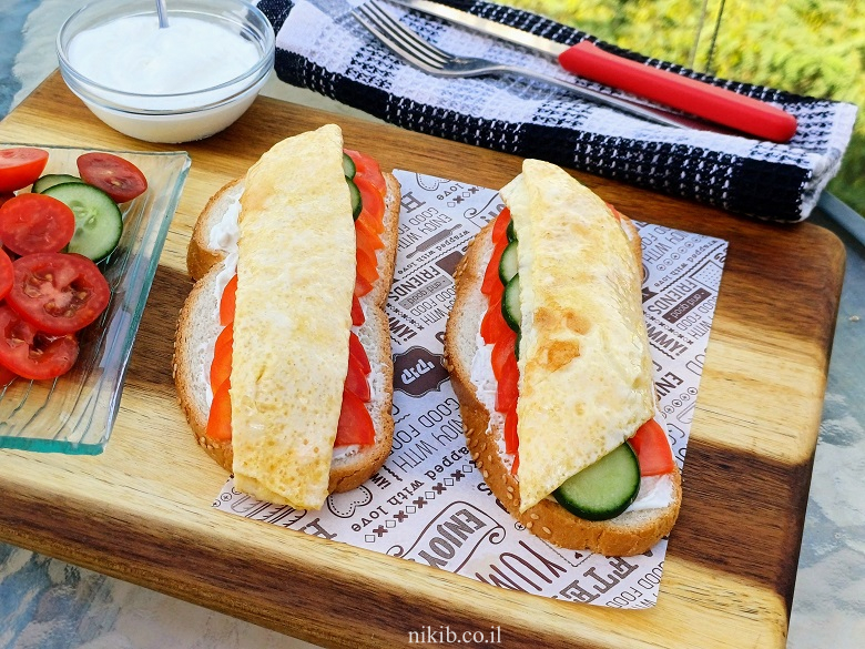 סנדוויץ חביתה מושקע סנדוויץ חביתה מושקע