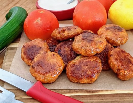 קציצות עוף בתנור רכות ועשירות בחלבון