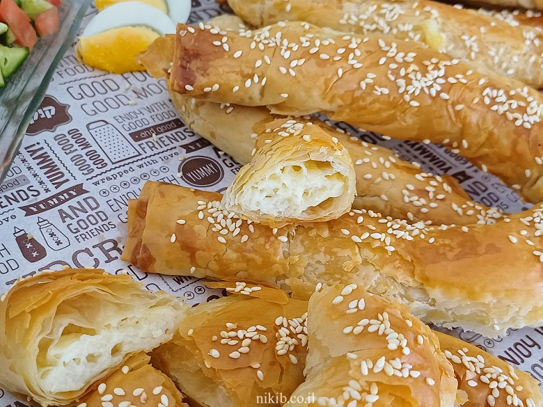 מאפי פילו ממולאים בגבינות