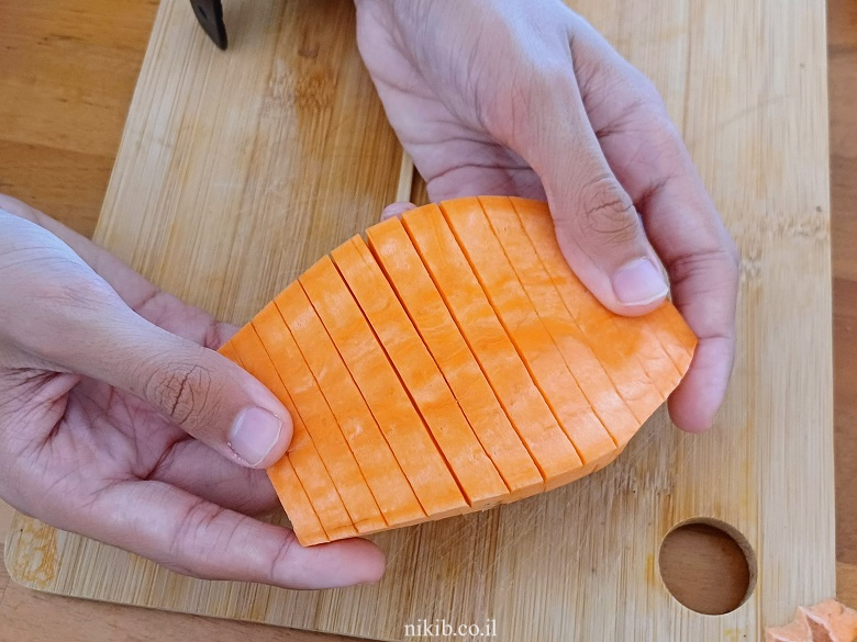 בטטות מקורמלות בתנור בטטות מקורמלות בתנור