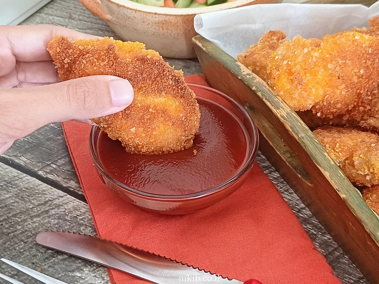 צ'יקן נאגטס כמו מקדונלד'ס - נגיסי עוף עסיסיים ורכים