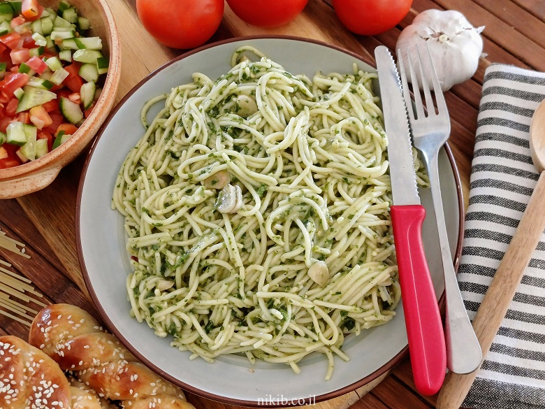 פסטה ברוטב פסטו