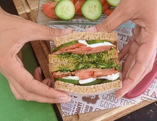 כריך בולגרית ופסטו