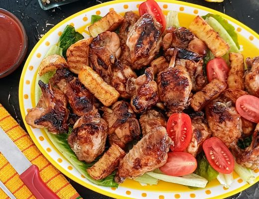 כנפיים מעולות על האש