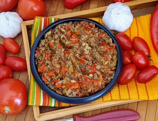 סלט משוויה חריף