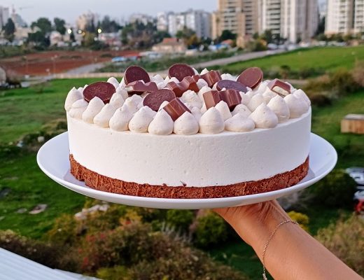 עוגת מוס שוקולד לבן קלה