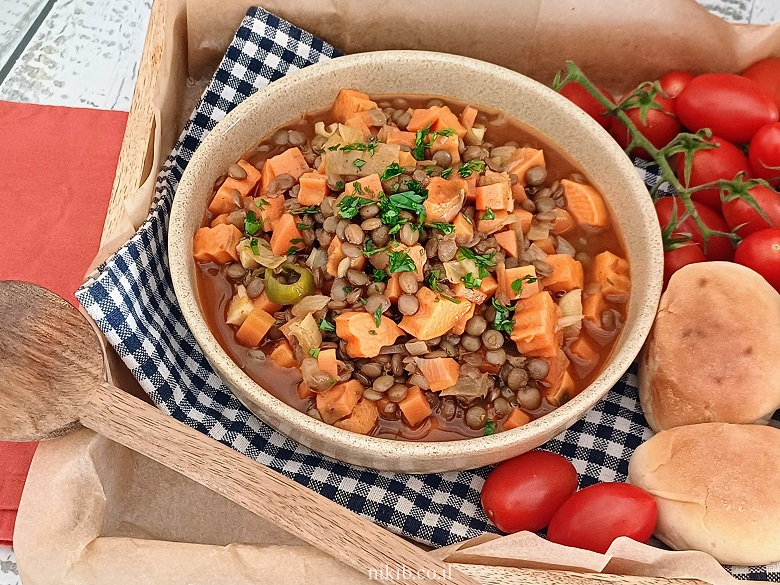 נזיד עדשים שחורות