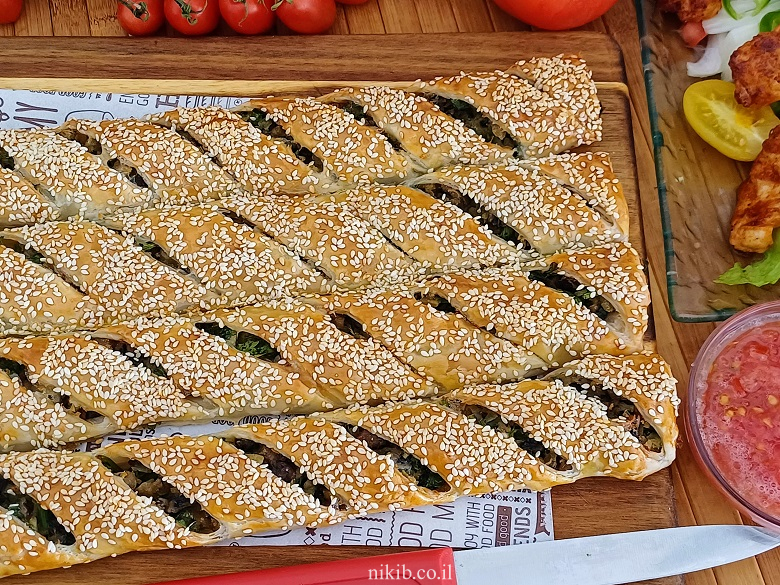 בורקס פטריות מבצק עלים