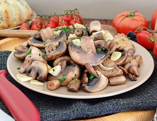 פטריות מוקפצות ב 5 דקות הכנה