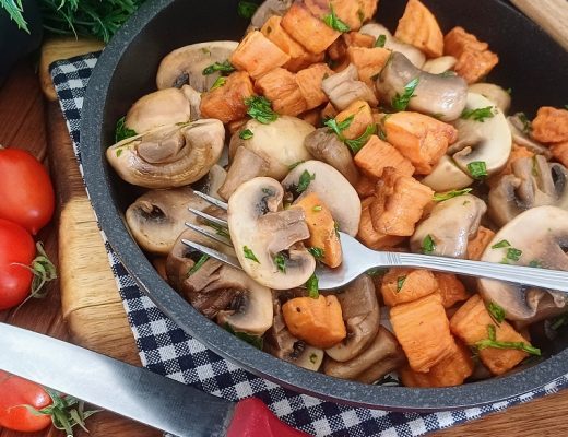 פטריות מוקפצות בצ'ילי מתוק