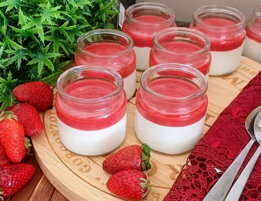 קרם גבינה ותותים ב 10 דקות הכנה