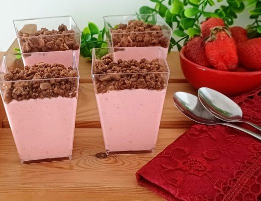 מוס תותים מהיר