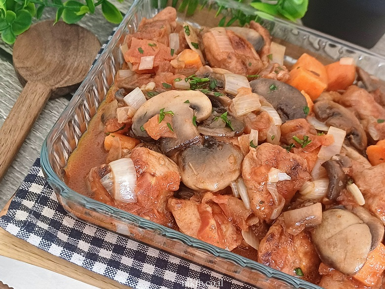 חזה עוף עם פטריות ובצל