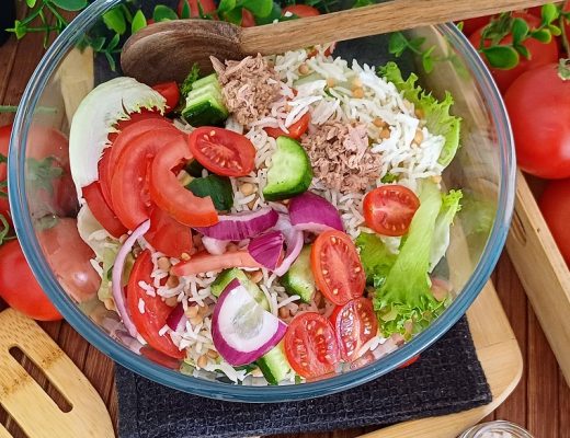 סלט אורז קר עם ירקות