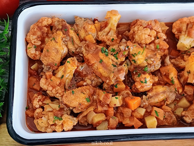 תבשיל עוף עם כרובית