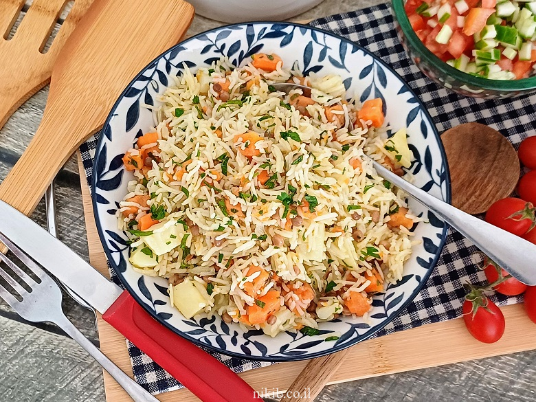 תבשיל אורז וירקות בשלל טעמים תבשיל אורז וירקות בשלל טעמים