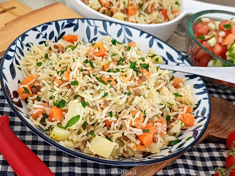 תבשיל אורז וירקות בשלל טעמים
