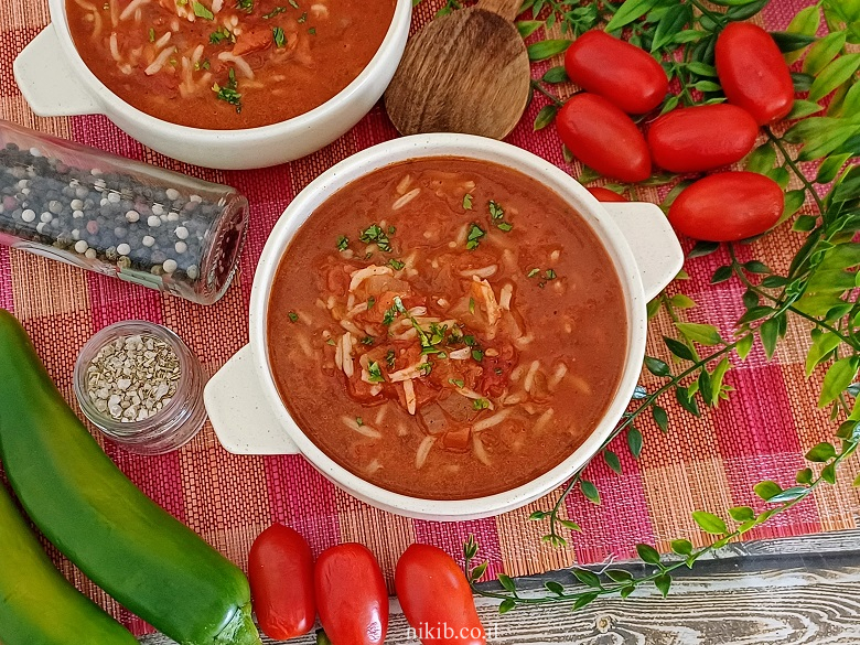 מרק עגבניות ואורז