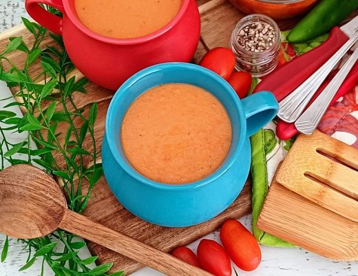 מרק עגבניות מעגבניות טריות