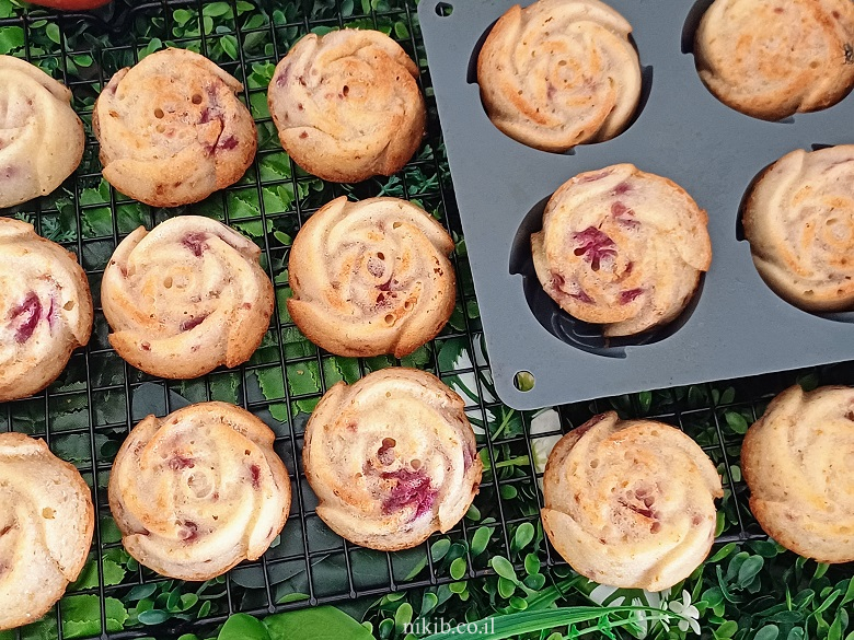 מאפינס תותים ויוגורט