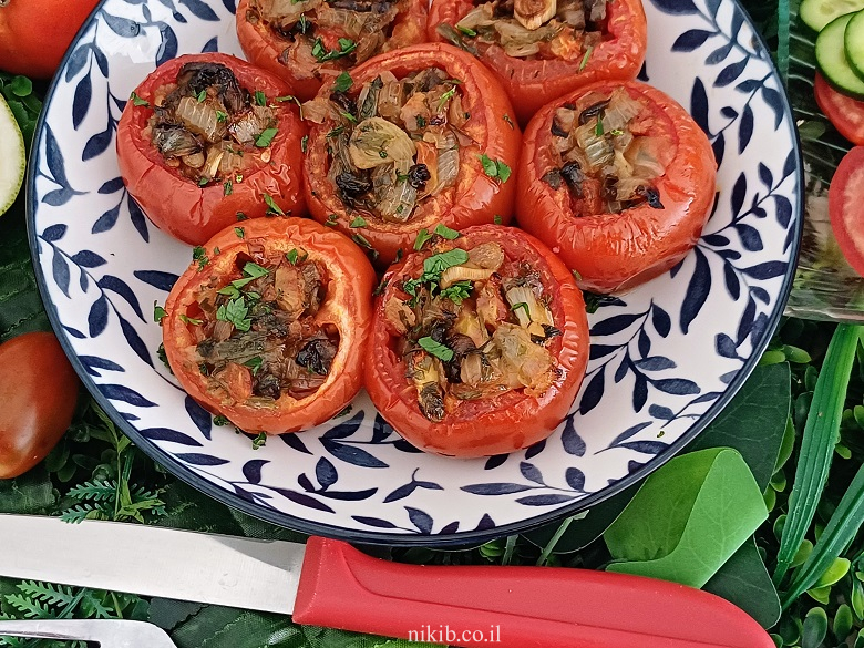 עגבניות ממולאות צמחוני