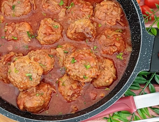 קציצות בשר ברוטב חמוץ מתוק