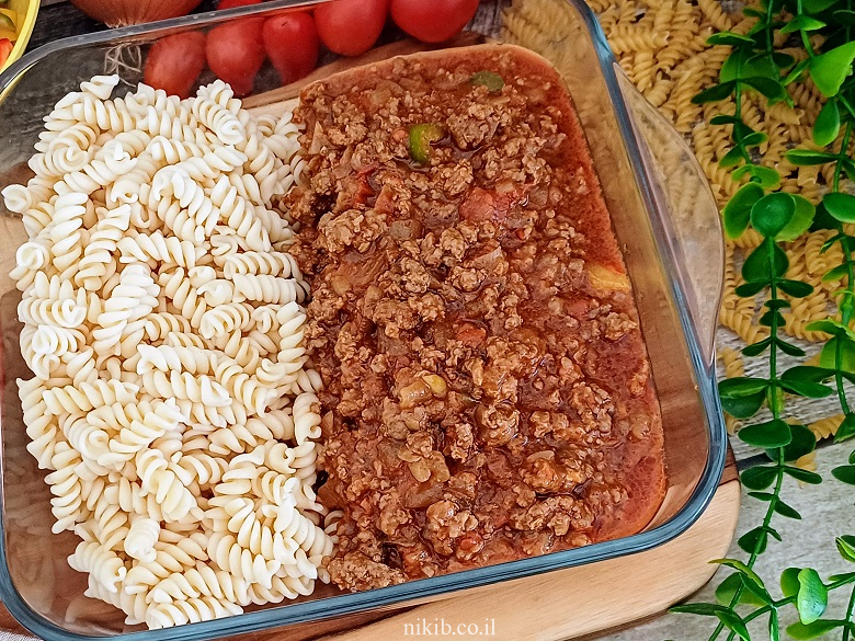 פסטה עם בשר טחון