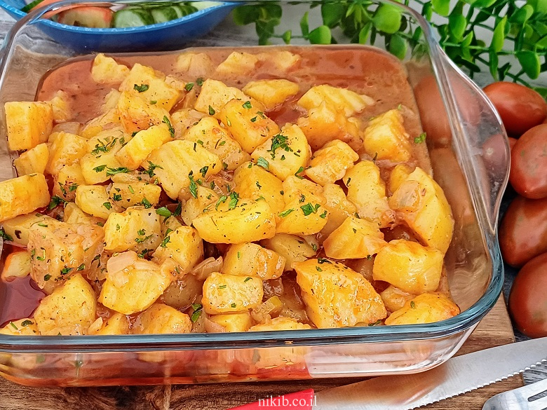 תפוחי אדמה ברוטב אדום