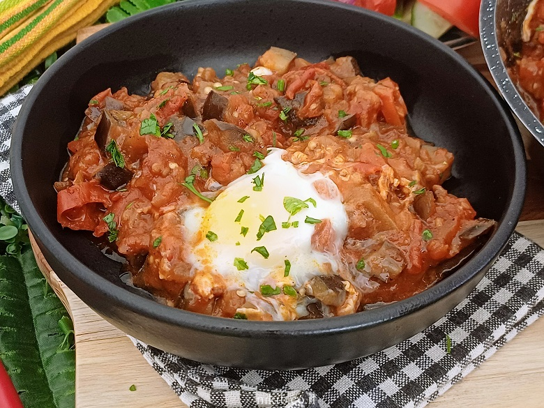 שקשוקה חצילים - מתכון מעולה שקשוקה חצילים - מתכון מעולה