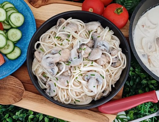 פסטה ברוטב פטריות ושמנת מעולה!