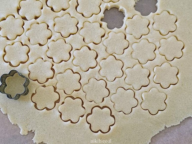 עוגיות לוטוס קלות: המתכון המושלם לפריכות ונימוחות