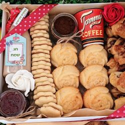 משלוח מנות שמרים ועוגיות