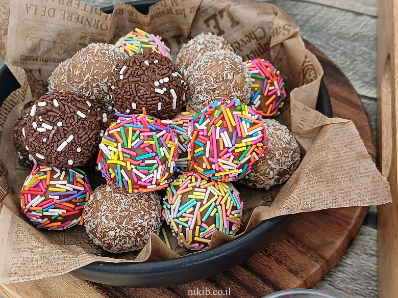 כדורי טחינה פרווה מתכון אנרגיה קל ב-5 דקות