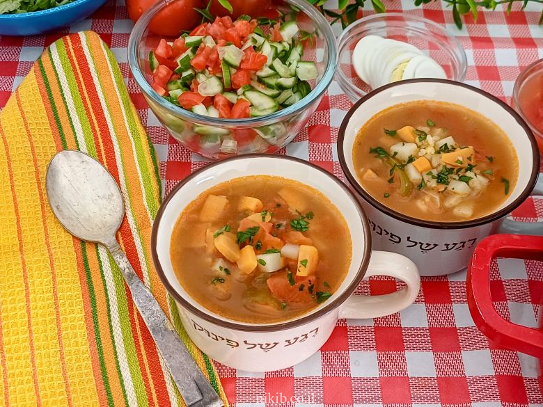 מרק בורגול וירקות