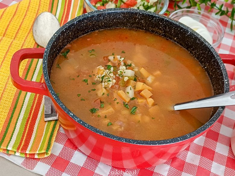 מרק בורגול וירקות