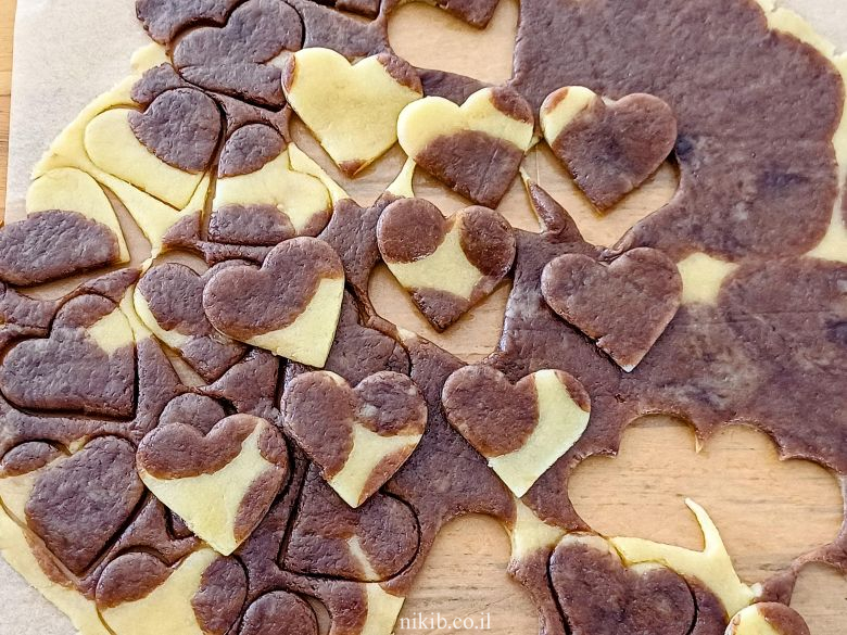 עוגיות שוקו וניל פרווה מדהימות – פשוטות וטעימות