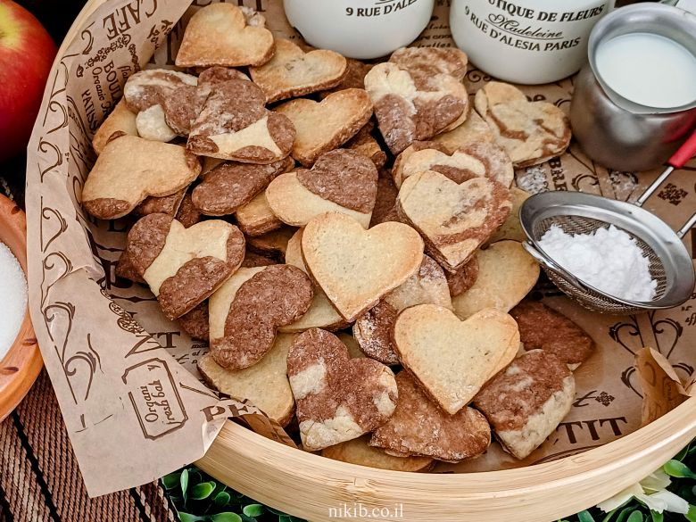 עוגיות שוקו וניל פרווה מדהימות – פשוטות וטעימות