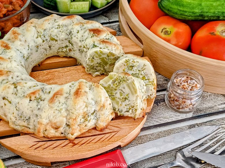 פשטידת ברוקולי עם גבינות – קלה וטעימה במיוחד