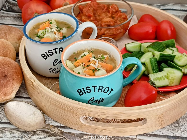 מרק עדשים ואורז