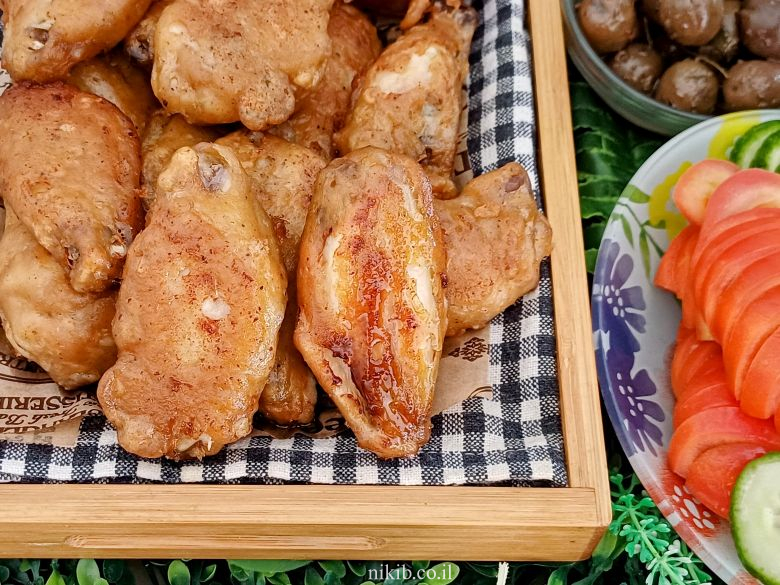 עוף בטמפורה פריך וזהוב עוף בטמפורה פריך וזהוב